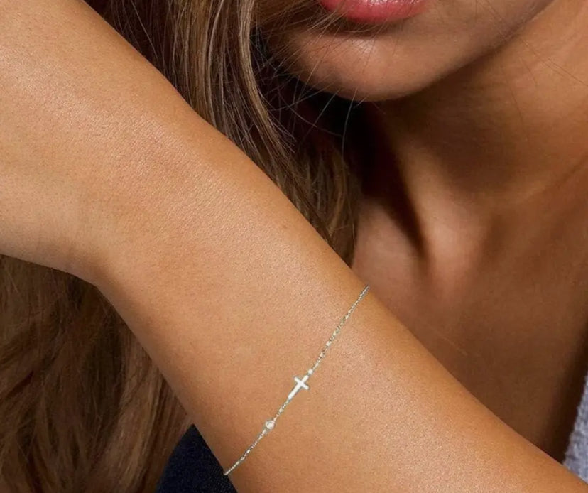 PULSERA CRUZ CIRCÓN PLATA