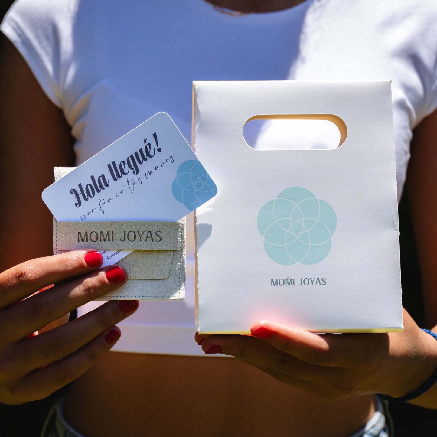 PULSERA ACERO QUIRÚRGICO DOBLE CORAZÓN PLATEADO.