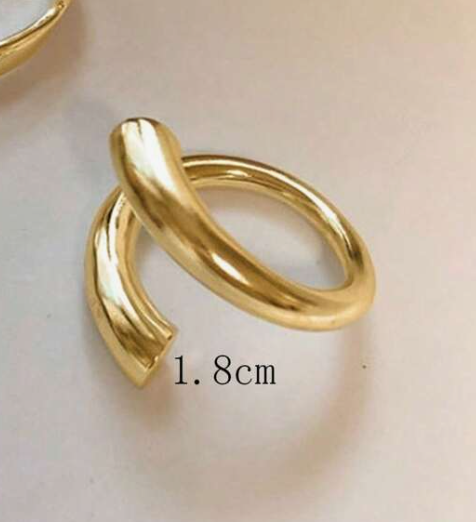 ANILLO ACERO QUIRÚRGICO DORADO LÍINEA