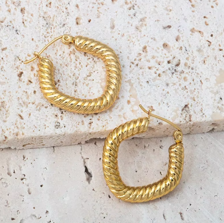 ARGOLLA ACERO QUIRÚRGICO TWISTED SQUARE