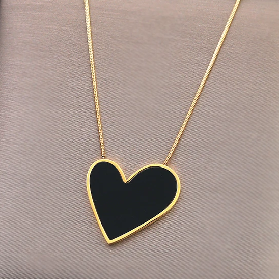 COLLAR BIJOUX CORAZON COLOR