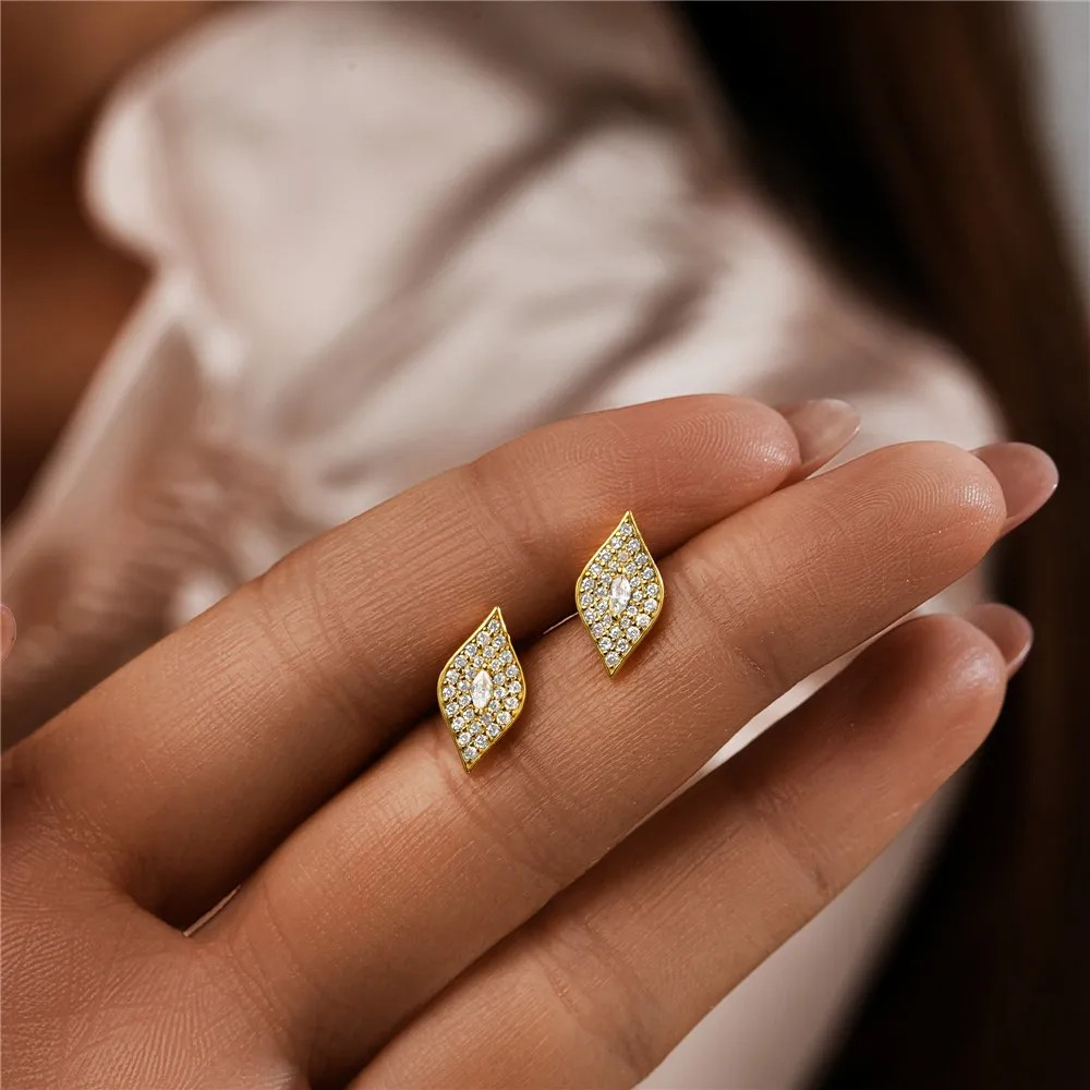 AROS DE PLATA 925 BAÑADOS EN ORO OJO TURCO BRILLANTE.